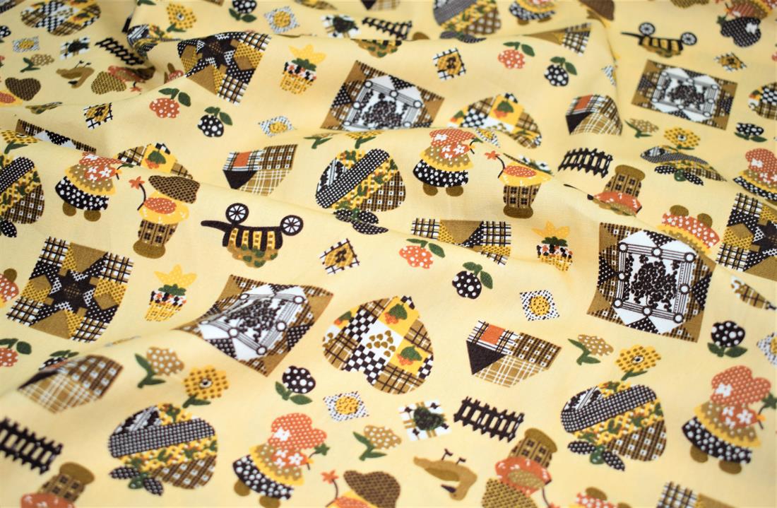 Beige Printed Poplin 100% Cotton 112 Cm Wide
