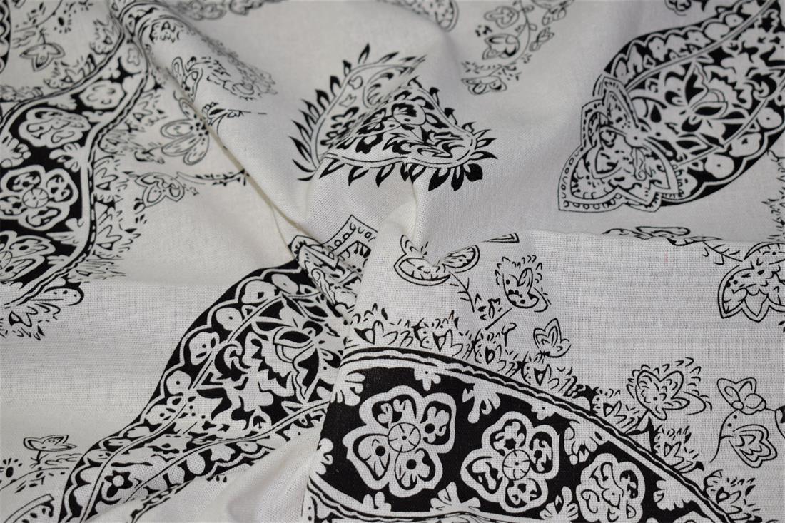 Black Cotton Paisely Henna