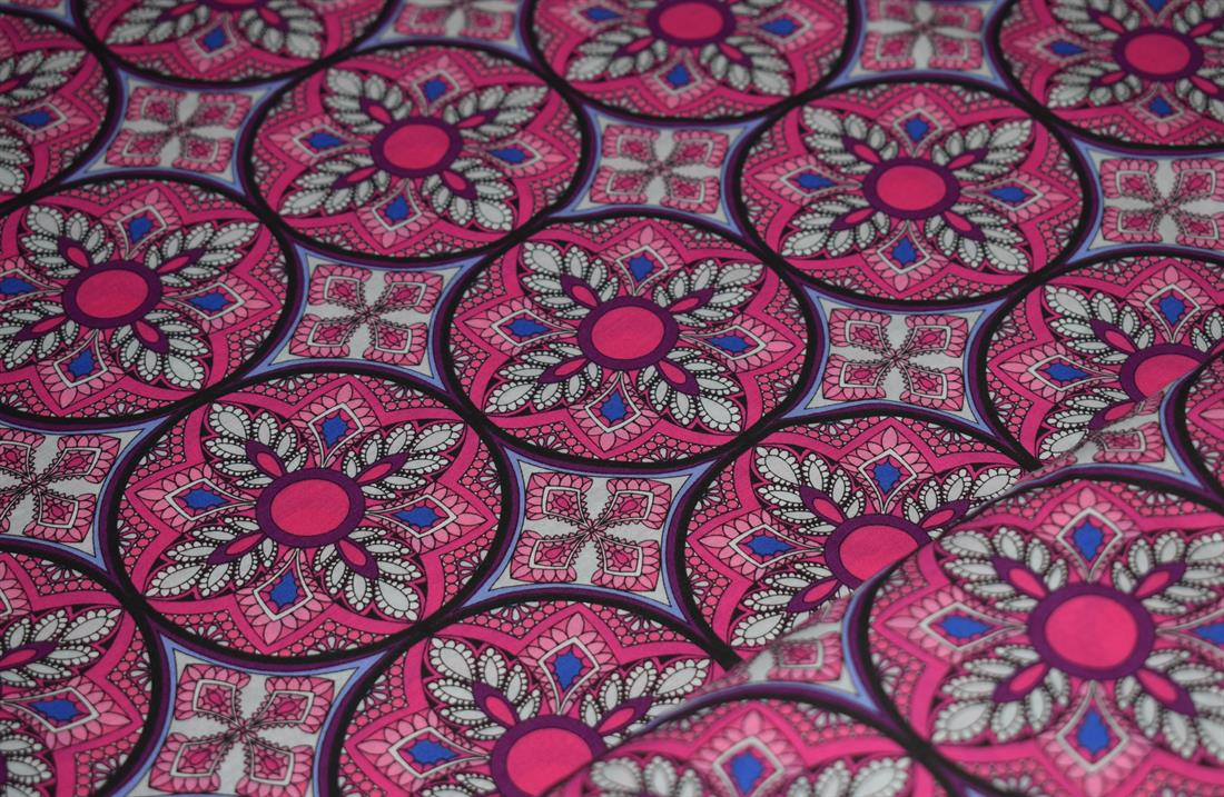 Pink Lawn Retro Leave