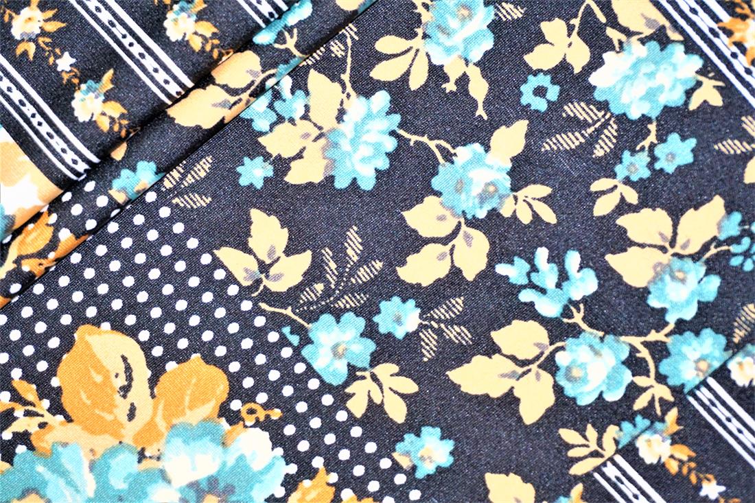 Black Flower Squares