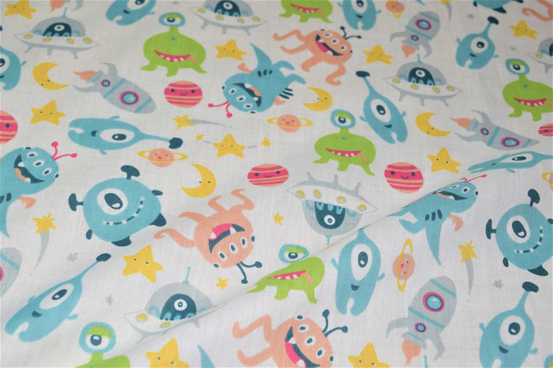 White Cotton Alien Print