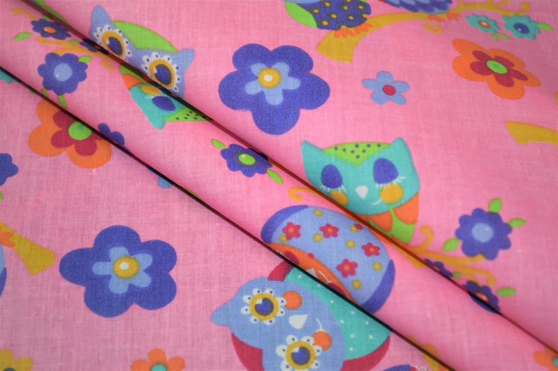 Pink Poly Cotton Fabric Craft Quilting Patchwork Dressmaking