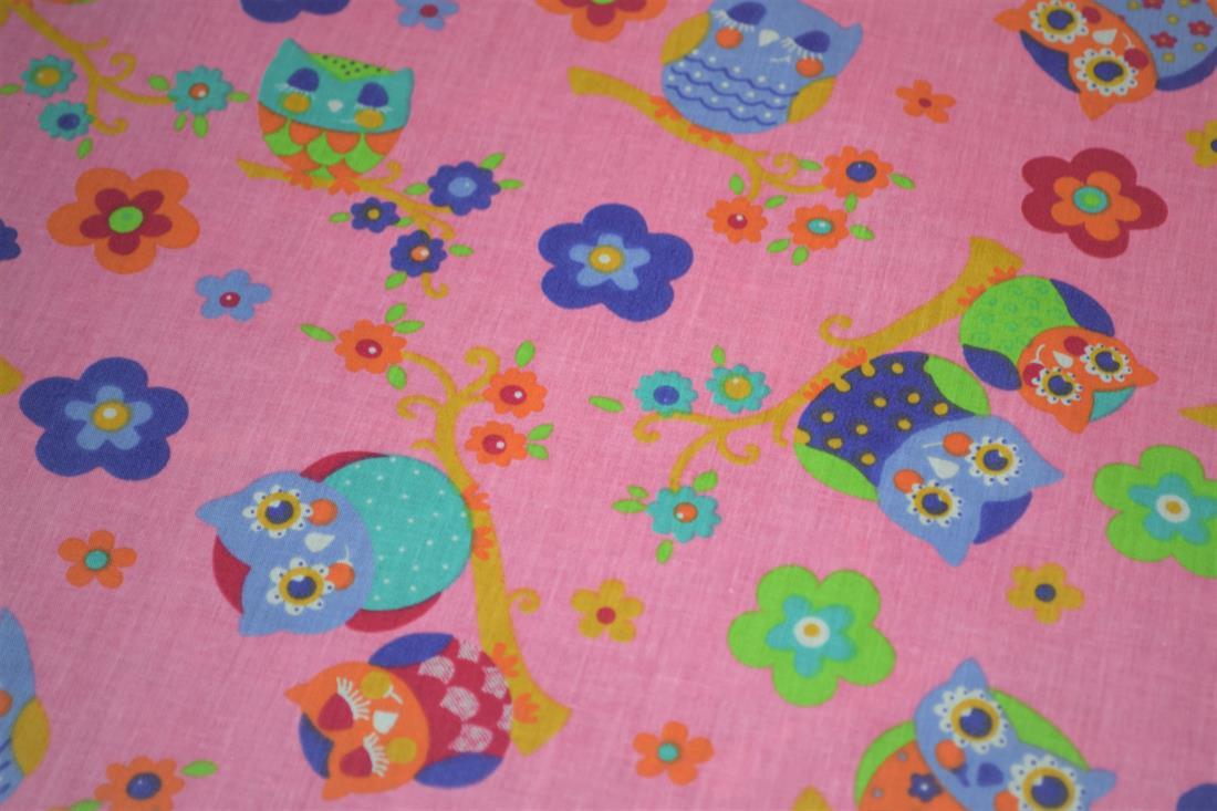 Pink Poly Cotton Fabric Craft Quilting Patchwork Dressmaking