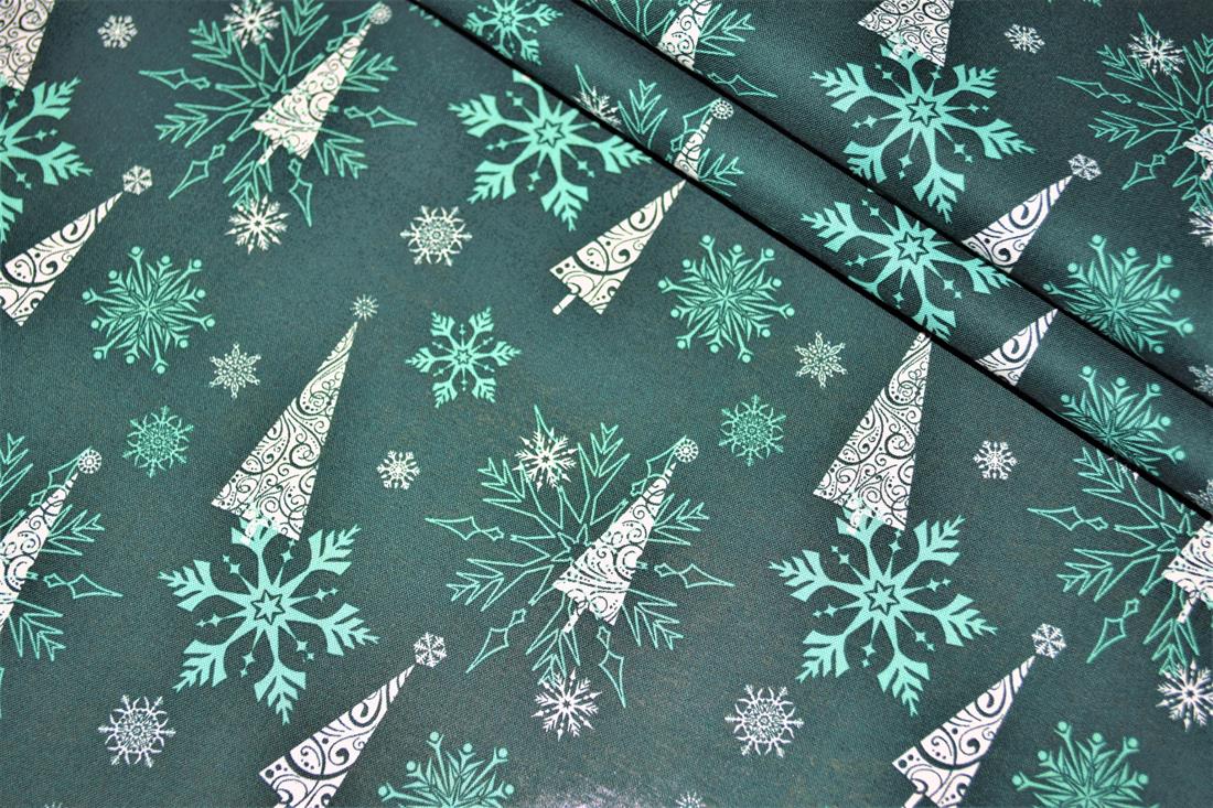 Green Cotton Christmas Snowflakes