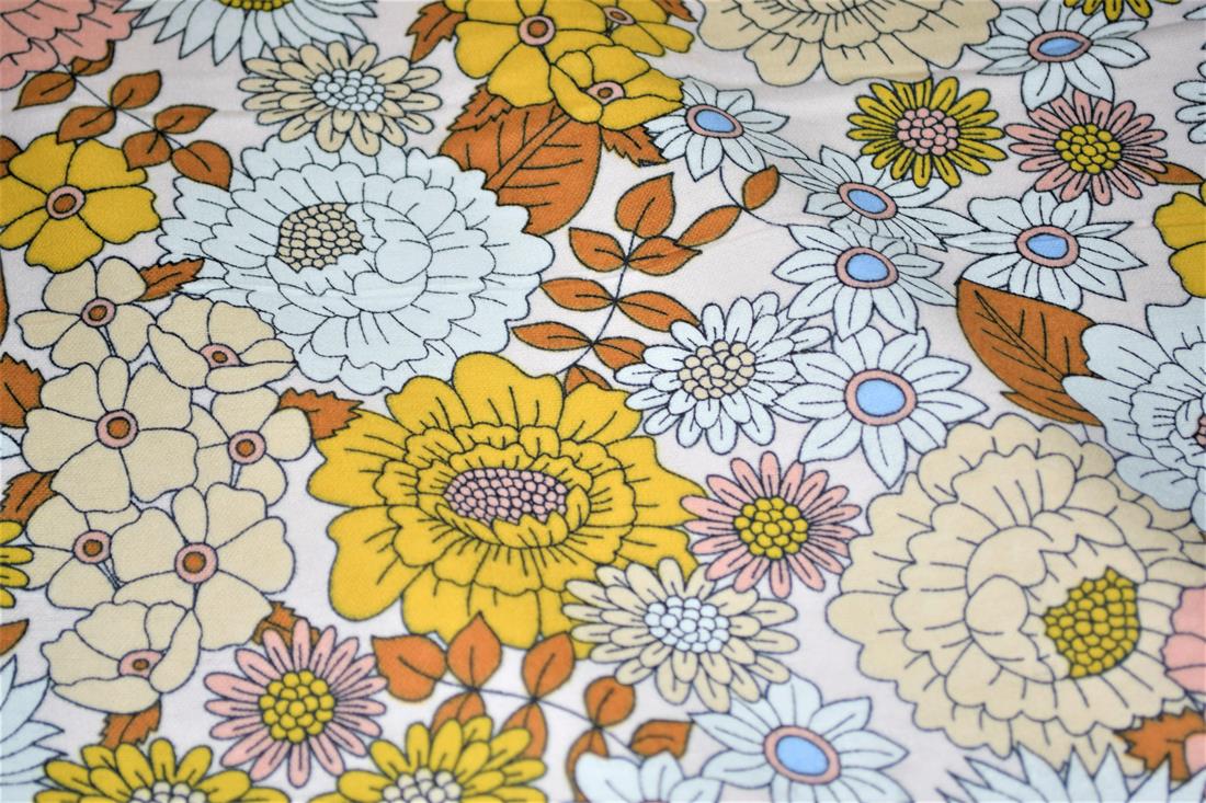 White Brushed Cotton Flannel Winceyette Fabric Dressmaking Craft