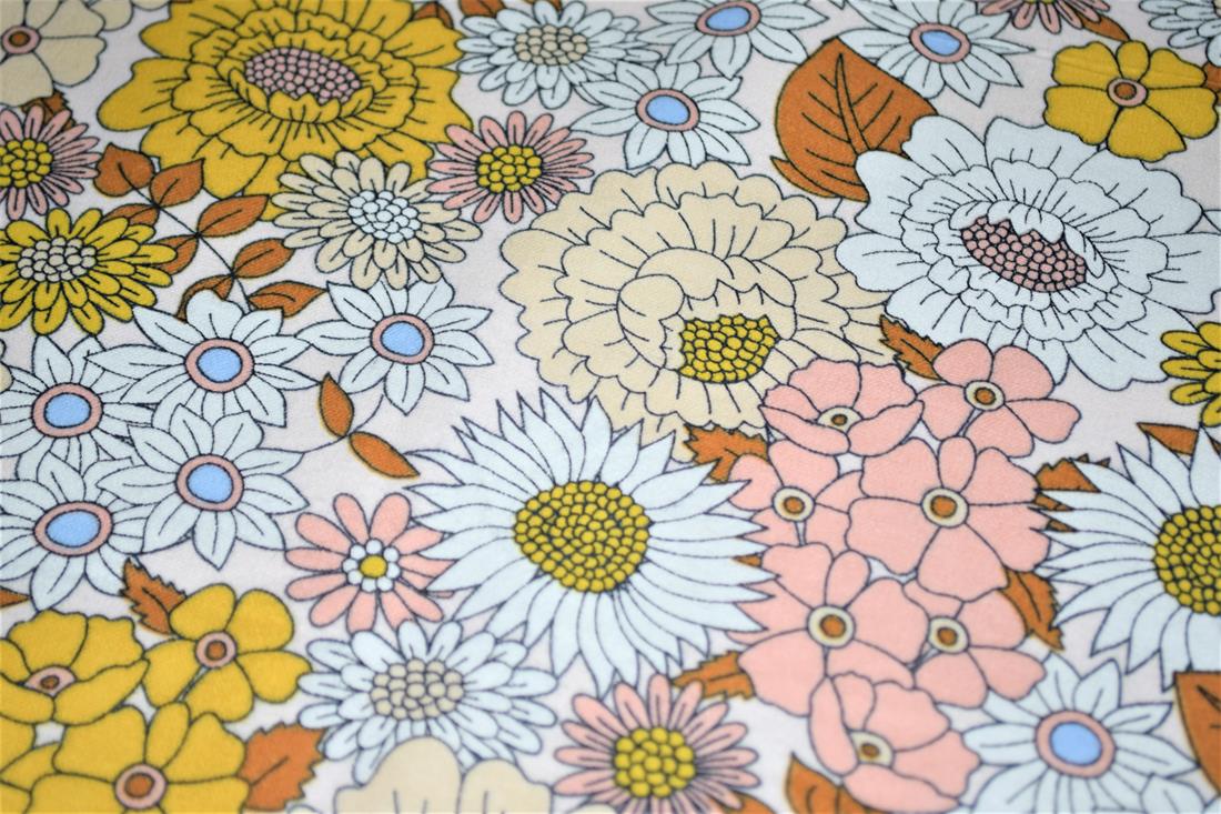 White Brushed Cotton Flannel Winceyette Fabric Dressmaking Craft