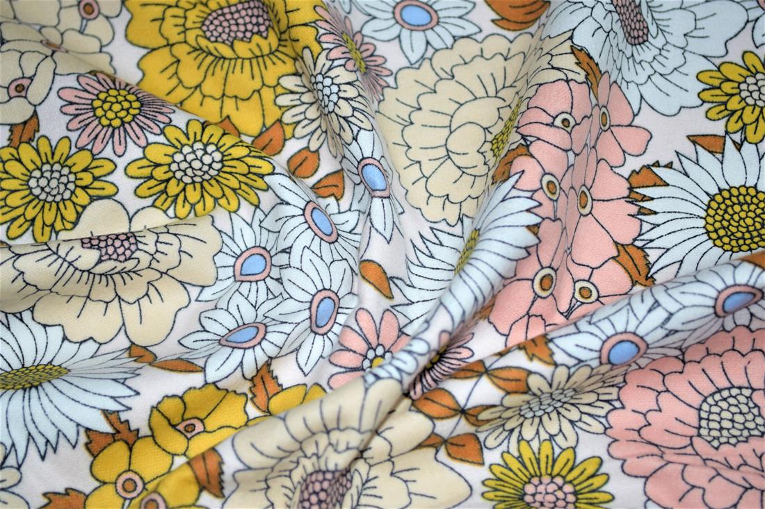 White Brushed Cotton Flannel Winceyette Fabric Dressmaking Craft
