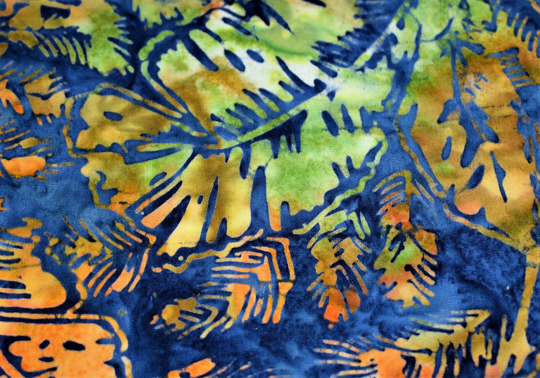 COL 3 Cotton Batik Fat Quarter Bundle