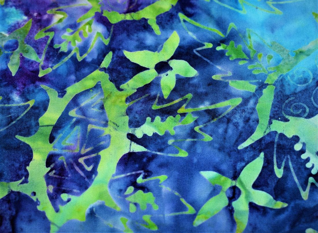 COL 4 Cotton Batik Fat Quarter Bundle