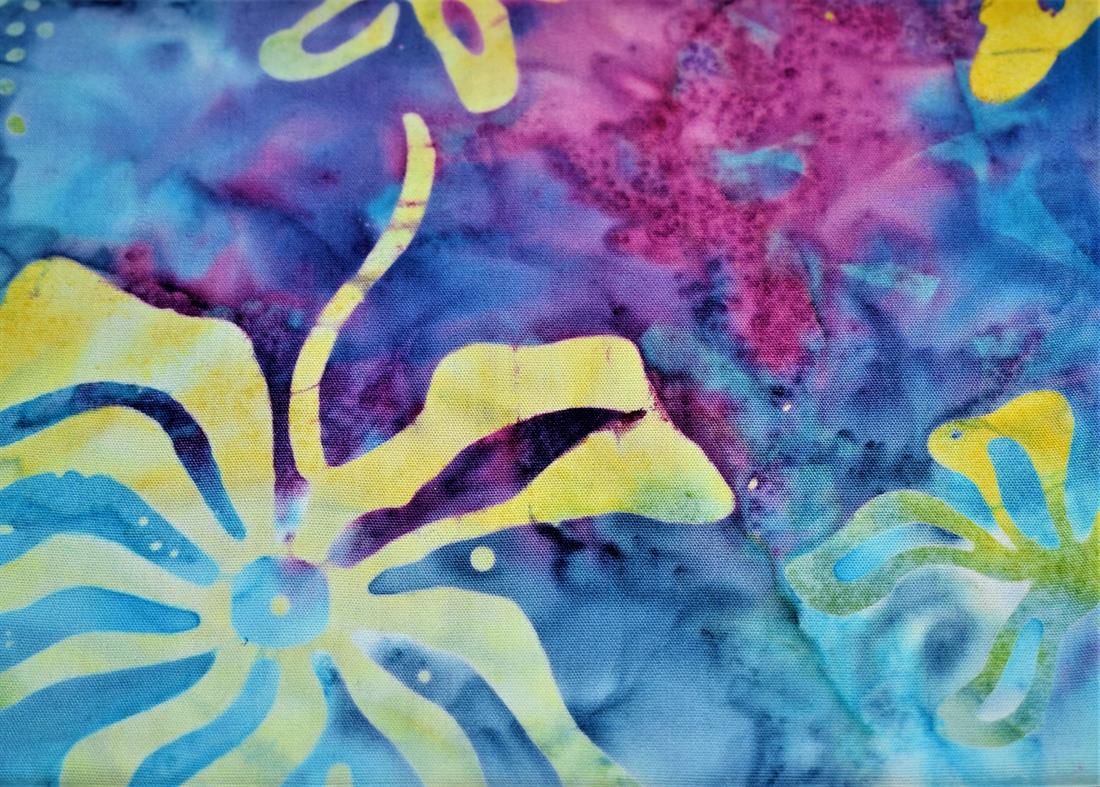 COL 5 Cotton Batik Fat Quarter Bundle