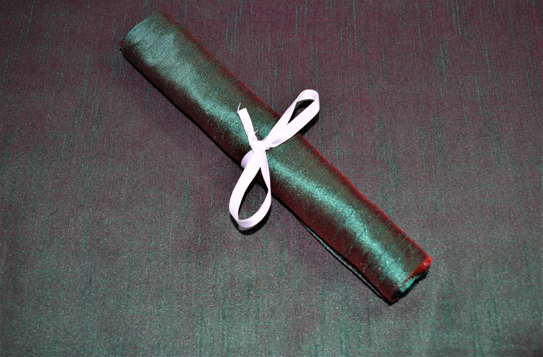 COL 27 Art Dupion Fat Quarters