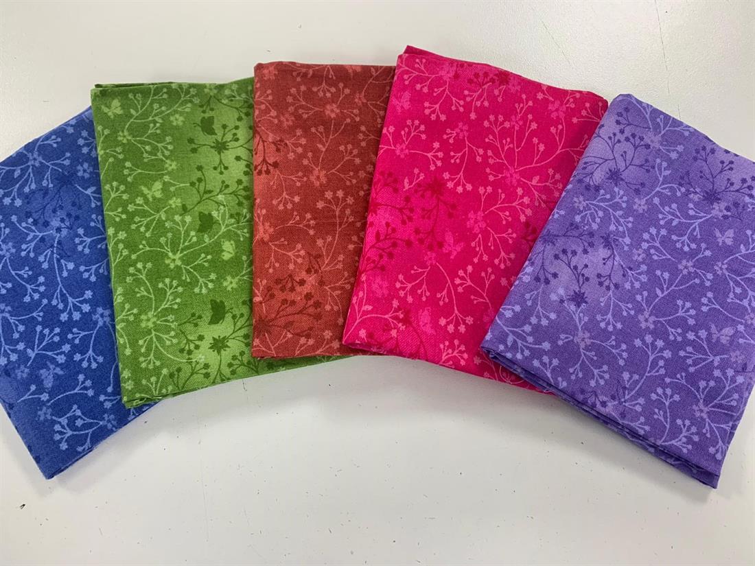 Multicolour Printed Cotton Fat Quarter Bundle