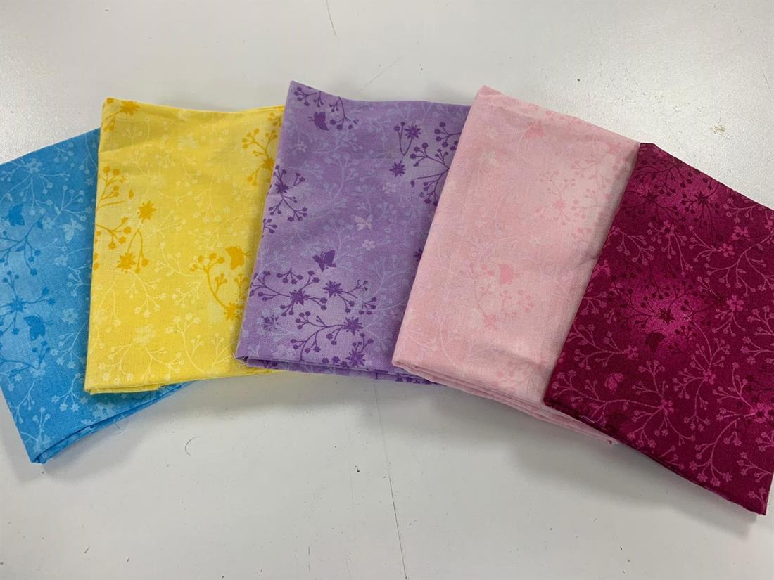 Multicolour Printed Cotton Fat Quarter Bundle
