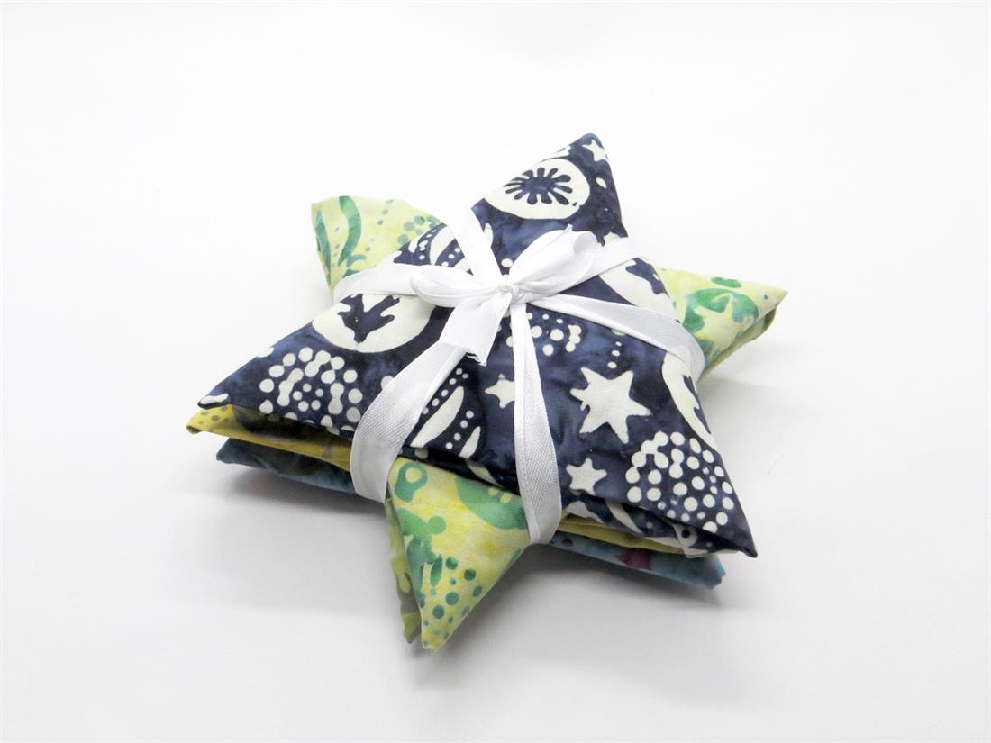 Multicolour Printed Cotton Fat Quarter Bundle