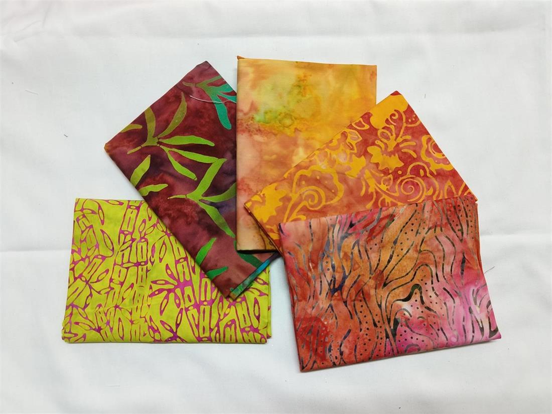 Multicolour Printed Cotton Fat Quarter Bundle