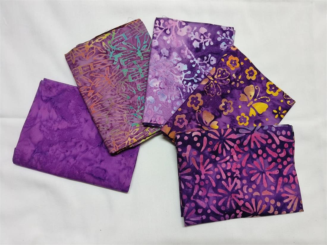 Multicolour Printed Cotton Fat Quarter Bundle