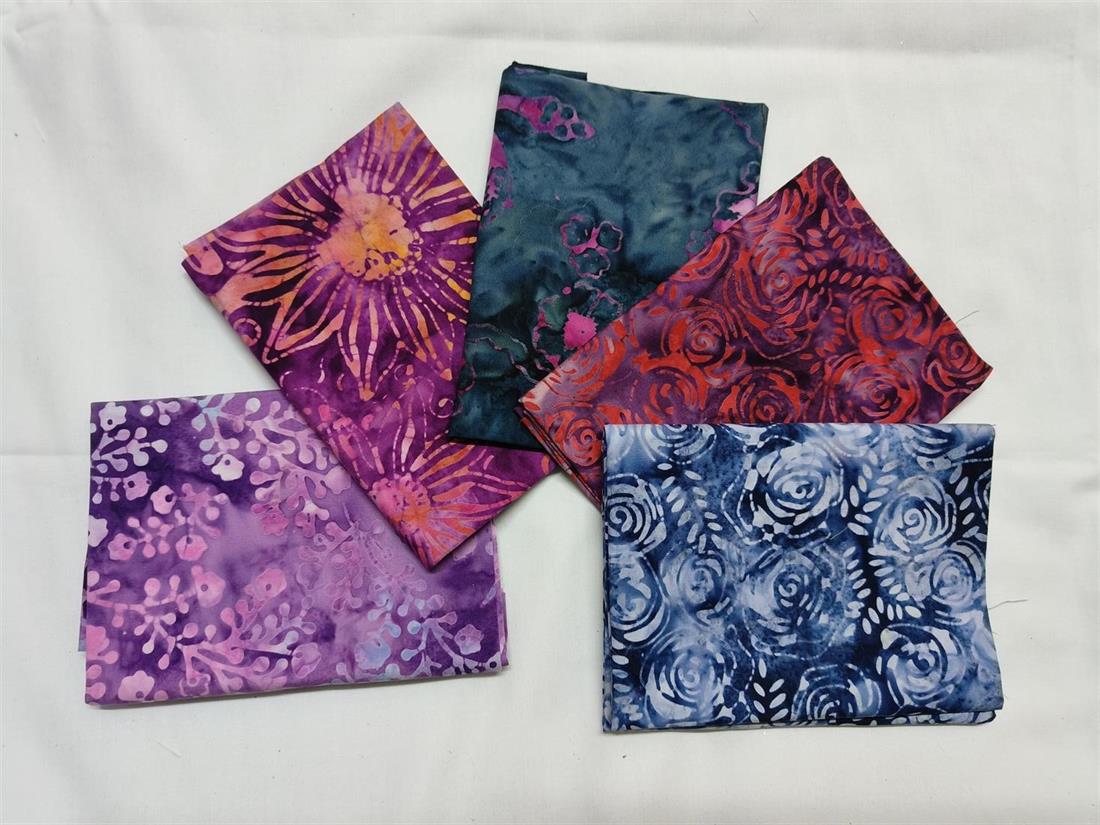 Multicolour Printed Cotton Fat Quarter Bundle