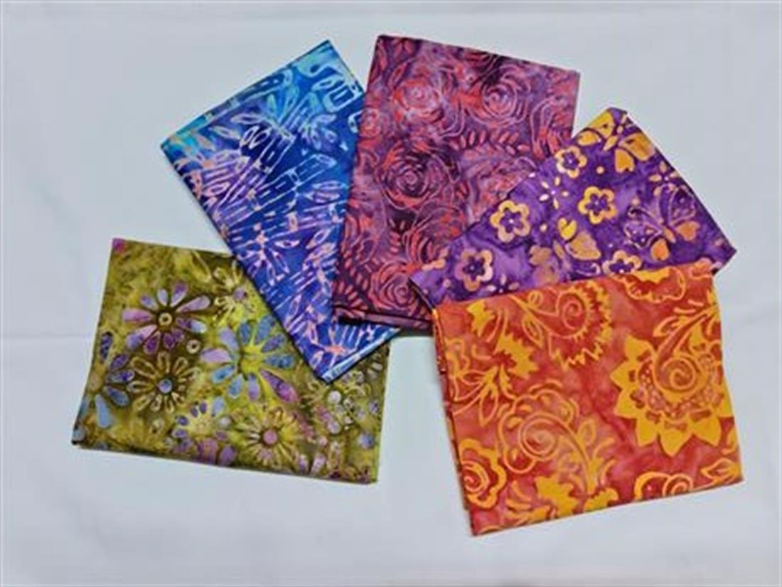 Multicolour Printed Cotton Fat Quarter Bundle