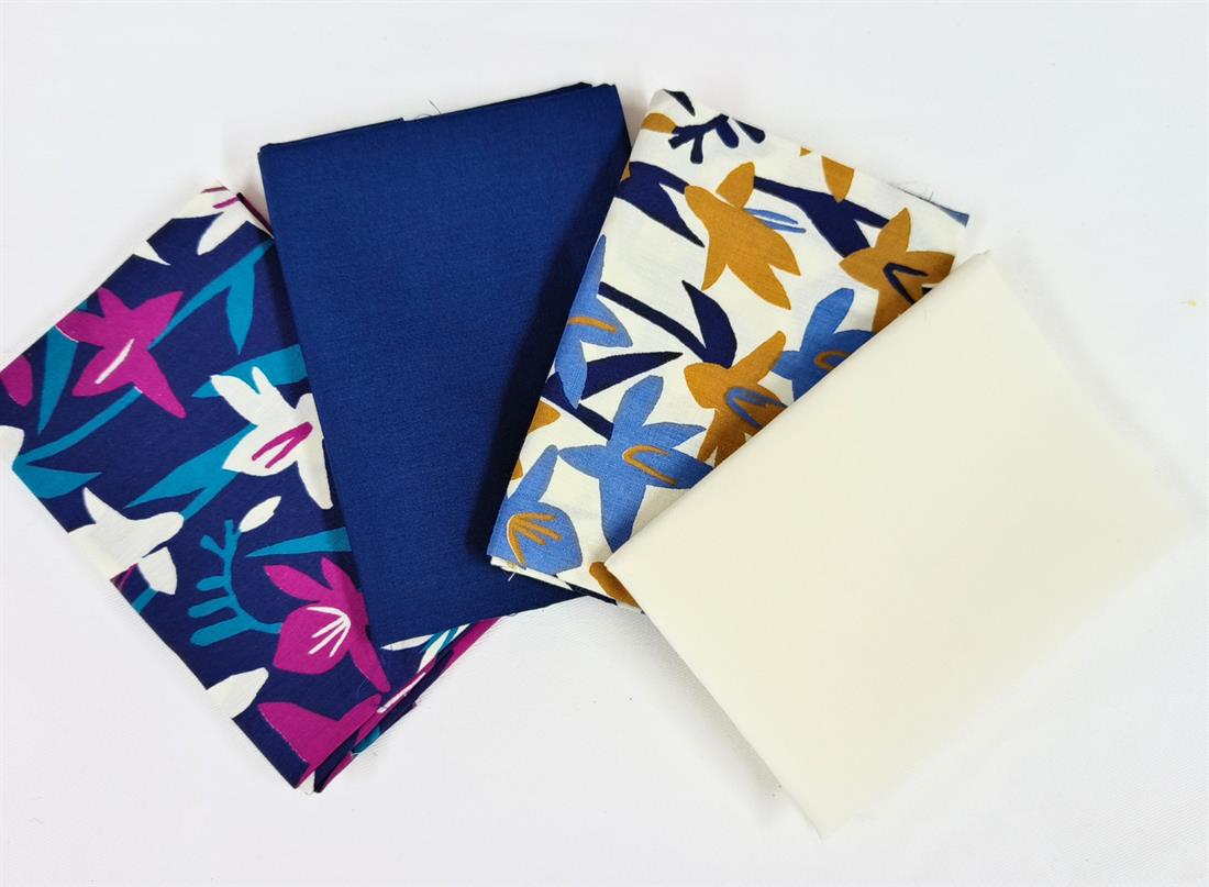 Multicolour Printed Mindy Floral & Plains Fat Quarter Bundle Poly Cotton