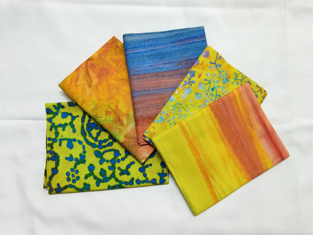 Multicolour Printed Cotton Fat Quarter Bundle