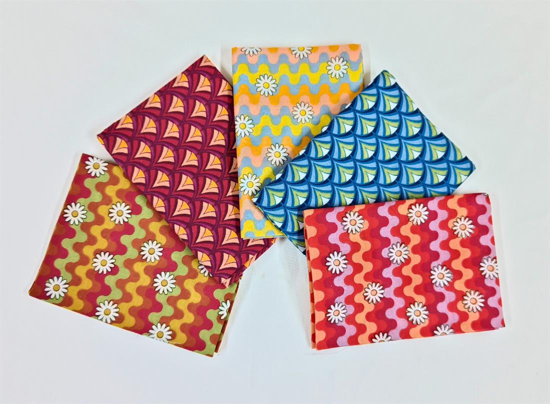 Multicolour Printed Sunset Daisies & Art Deco Mix Fat Quarter Bundle Poly Cotton