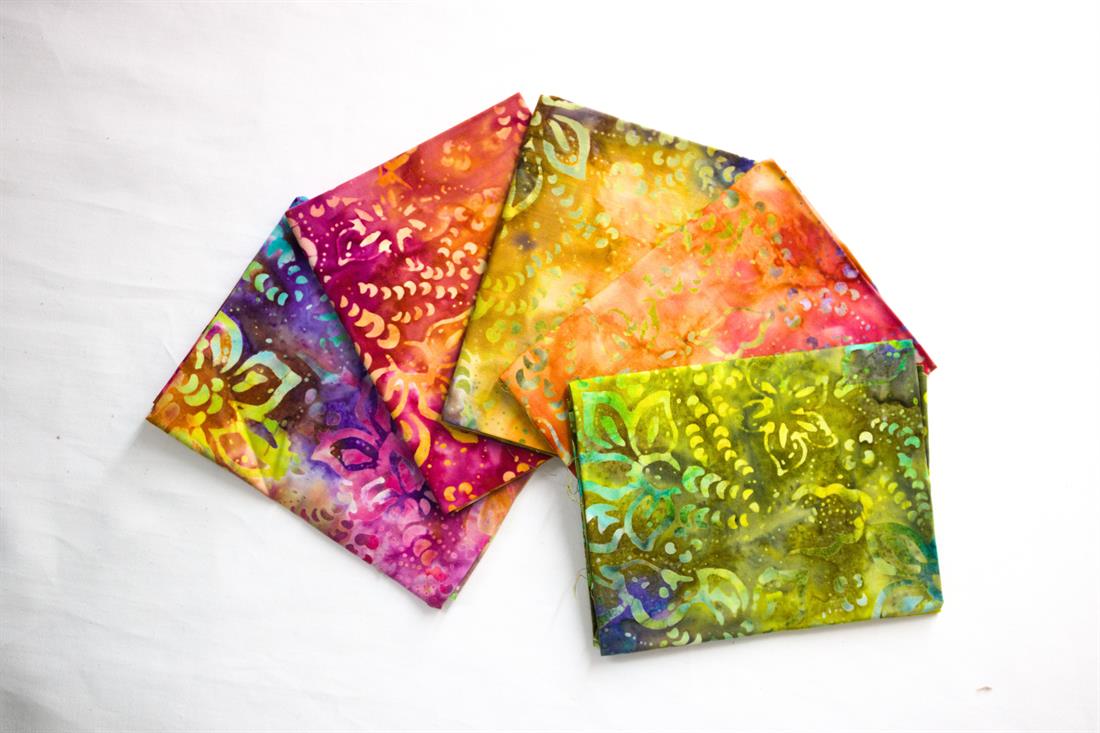 Multicolour Printed Cotton Fat Quarter Bundle