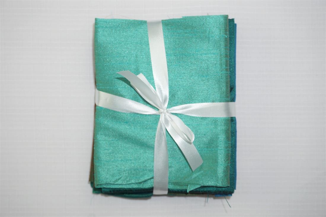 Multicolour Fat Quarter Bundle