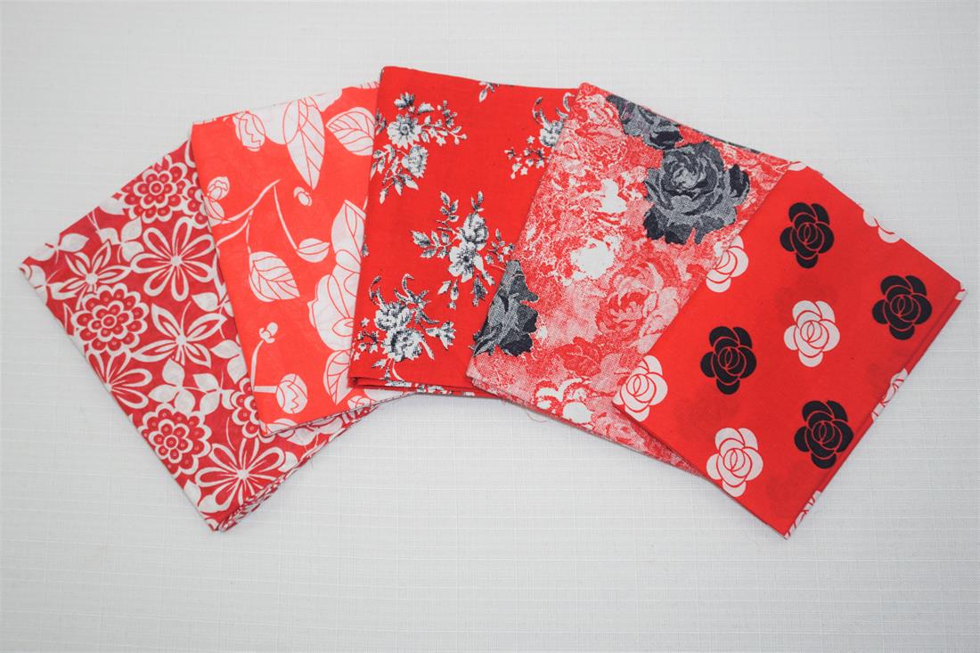 Multicolour Printed Cotton Fat Quarter Bundle