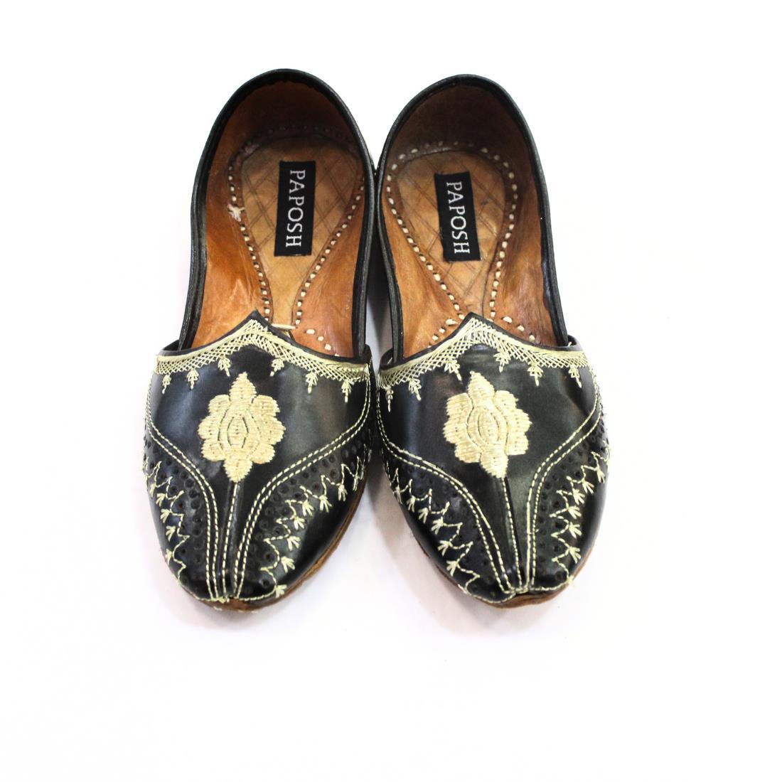 Black Ladies' Shoes