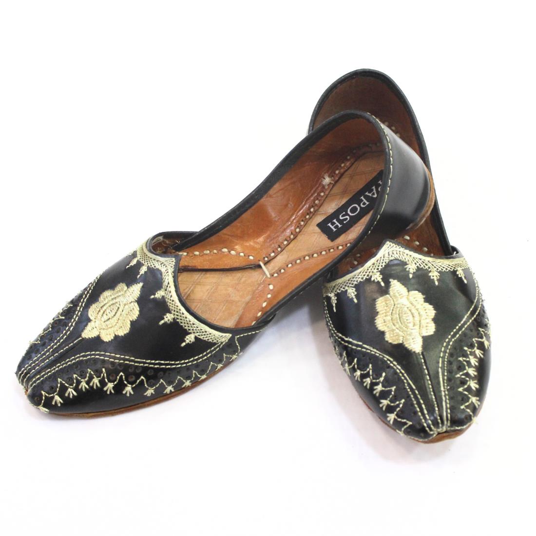 Black Ladies' Shoes