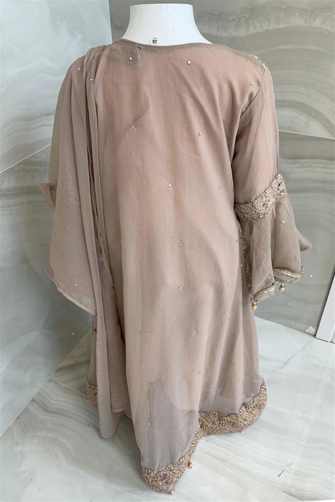 Antique & Gold Girlswear