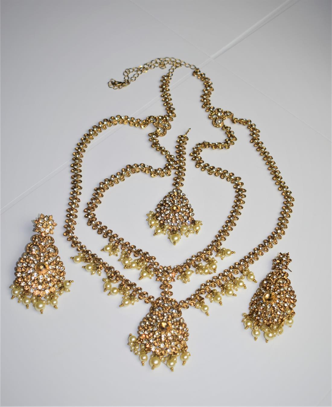 Gold Mala Earrings Tikka Set