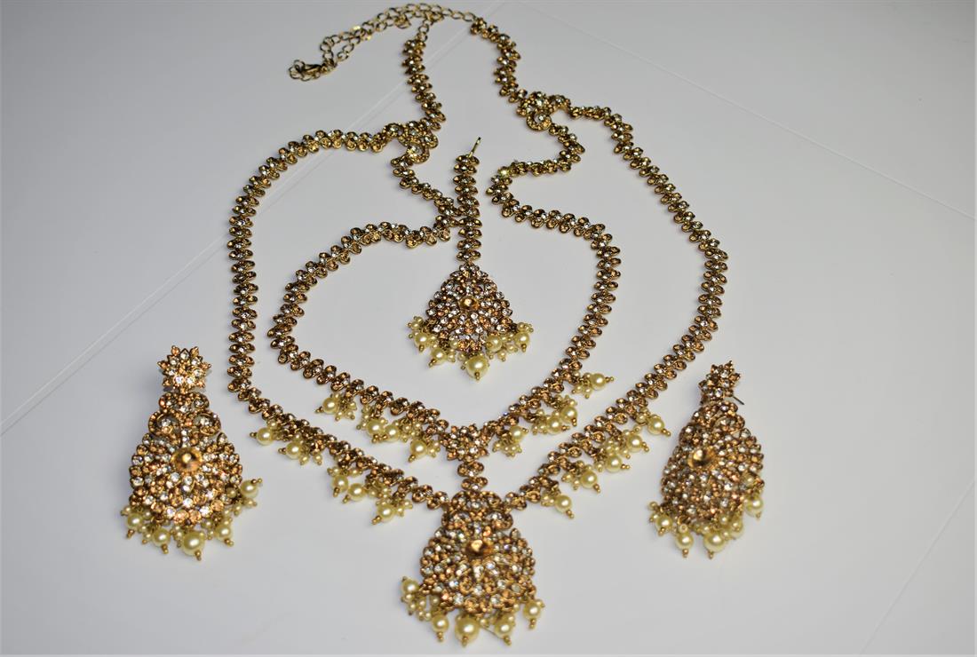 Gold Mala Earrings Tikka Set