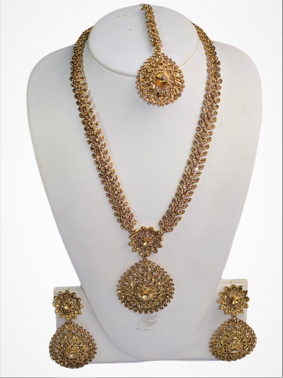 Gold Mala Earrings Tikka Set