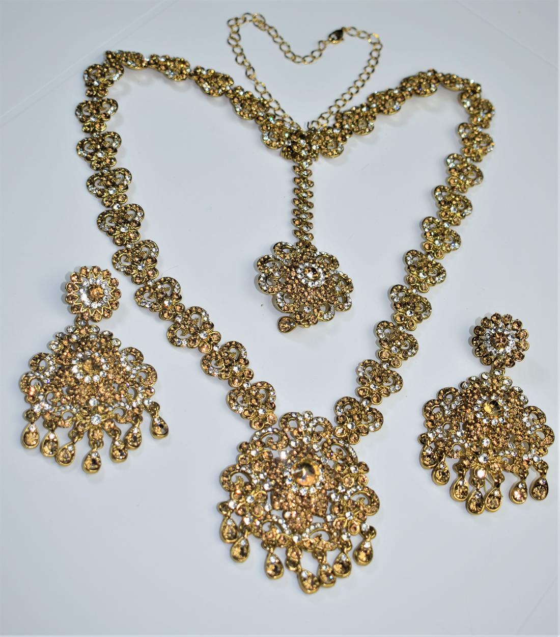 Gold Mala Earrings Tikka Set