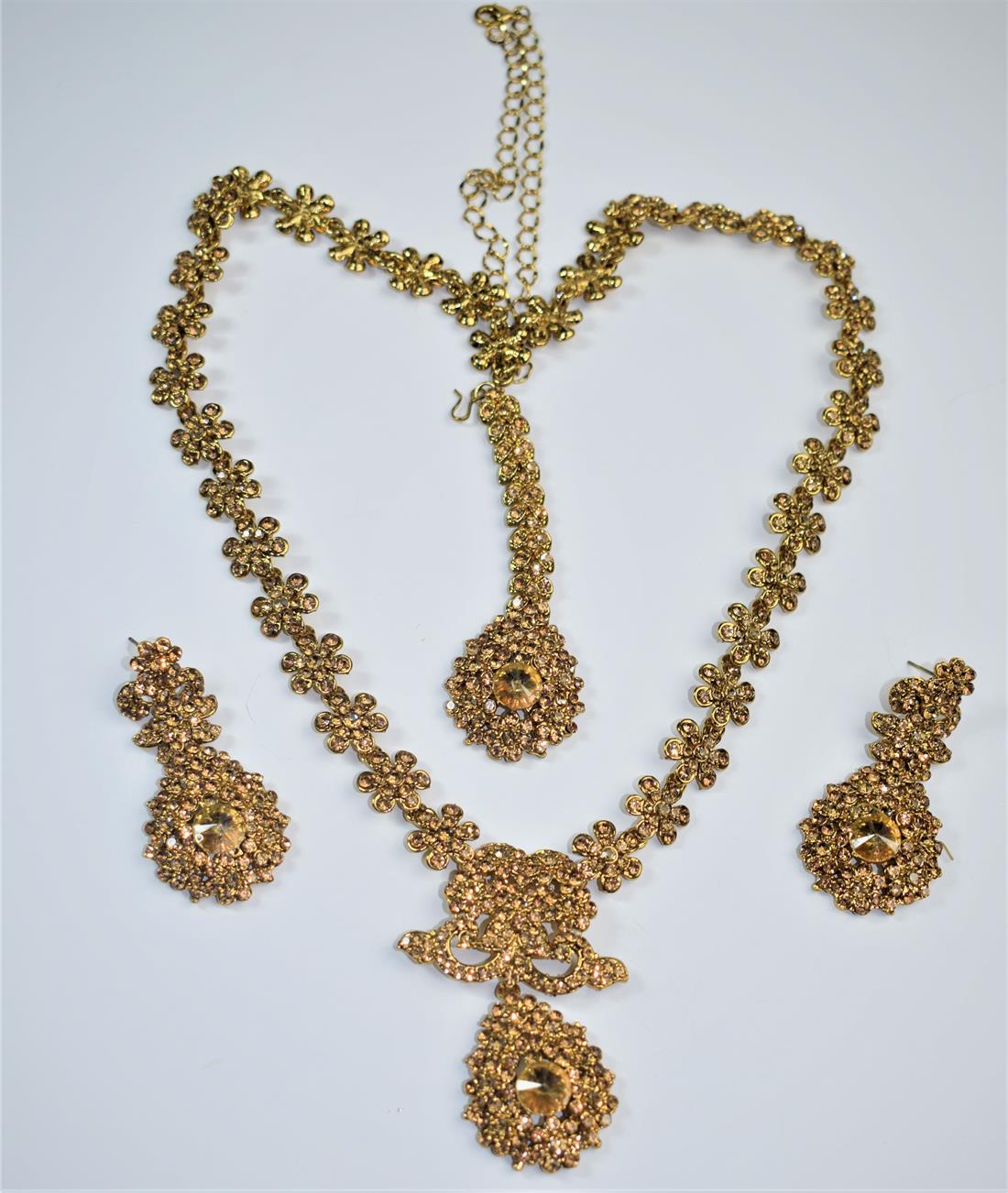 Gold Mala Earrings Tikka Set
