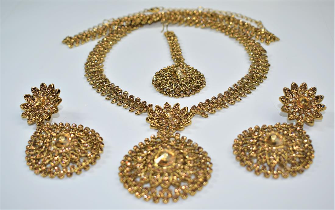 Light Brown Mala Earrings Tikka Set