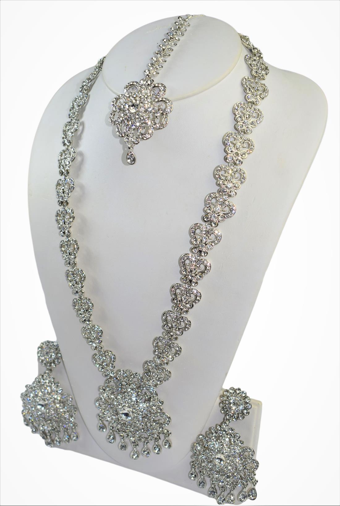 Silver Mala Earrings Tikka Set