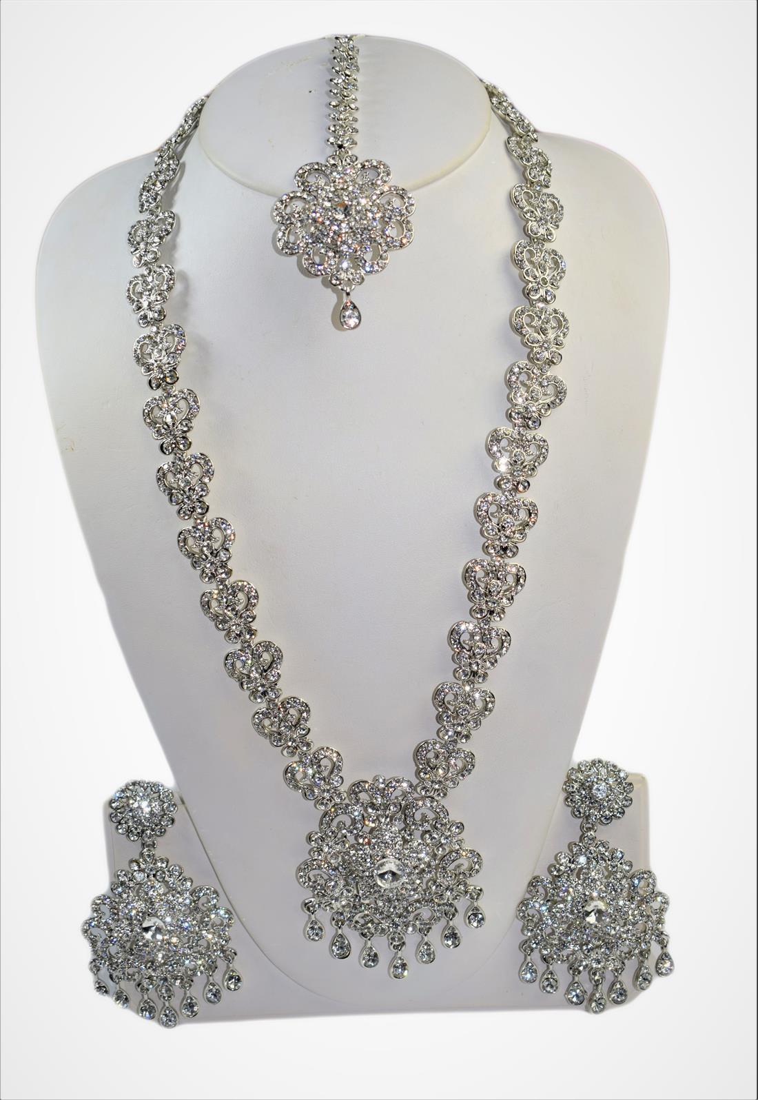 Silver Mala Earrings Tikka Set