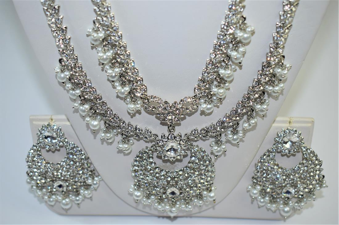 Silver Mala Earrings Tikka Set