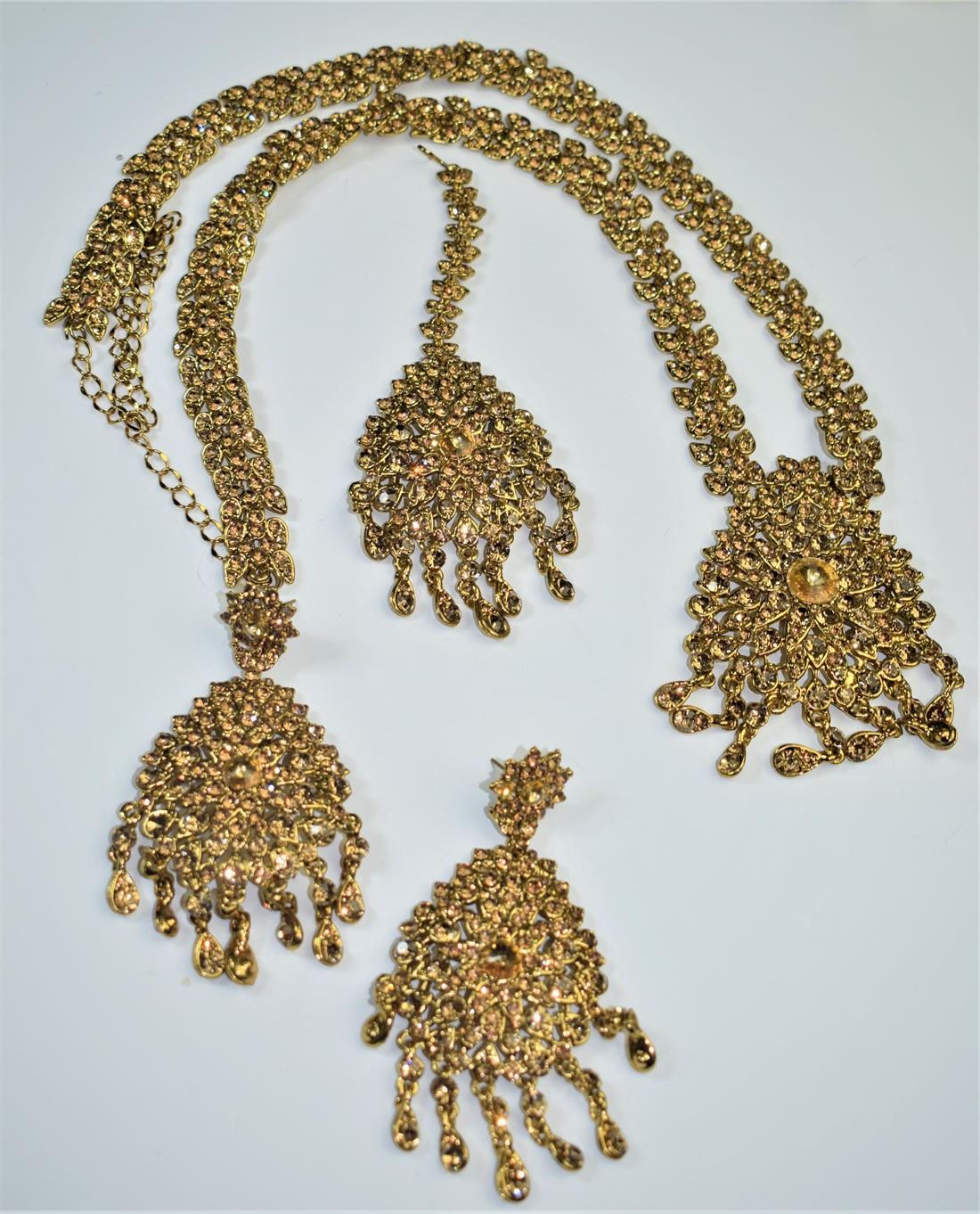 Gold Mala Earrings Tikka Set