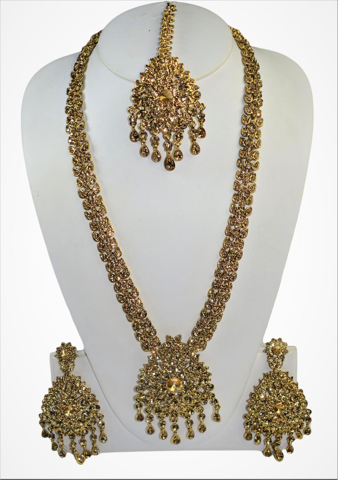 Gold Mala Earrings Tikka Set