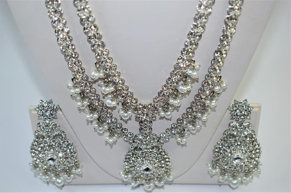 Silver Mala Earrings Tikka Set