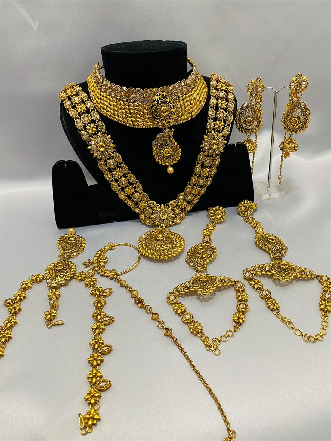 Gold Necklace Sets