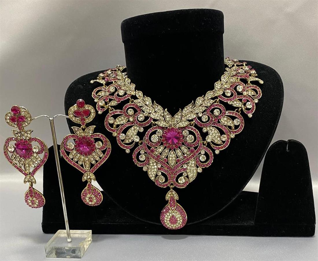 Pink & Silver Clearnce Bridal Necklace Set.