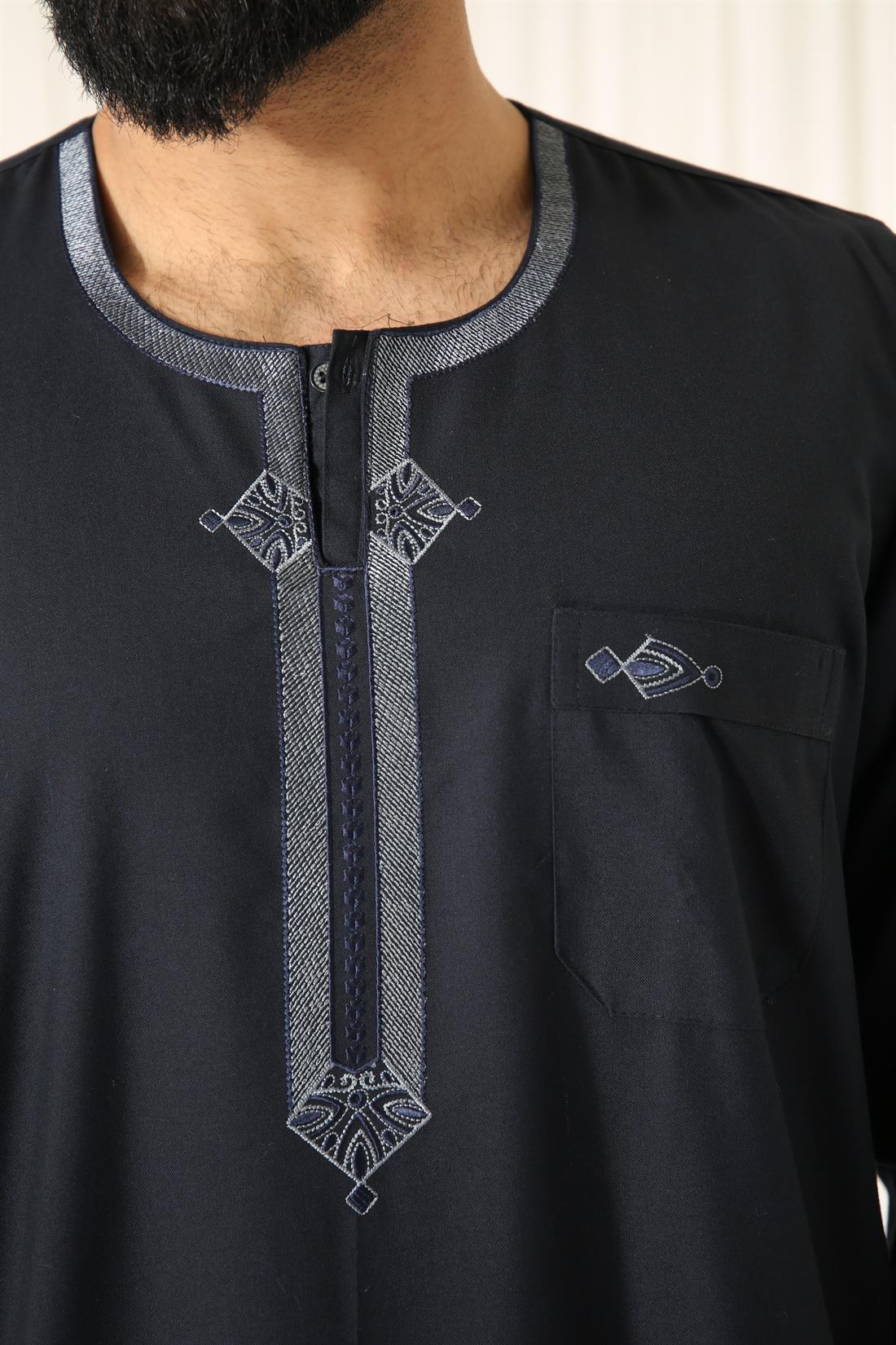 Mens Jubba in Polyester Viscose with Machine Embroidery