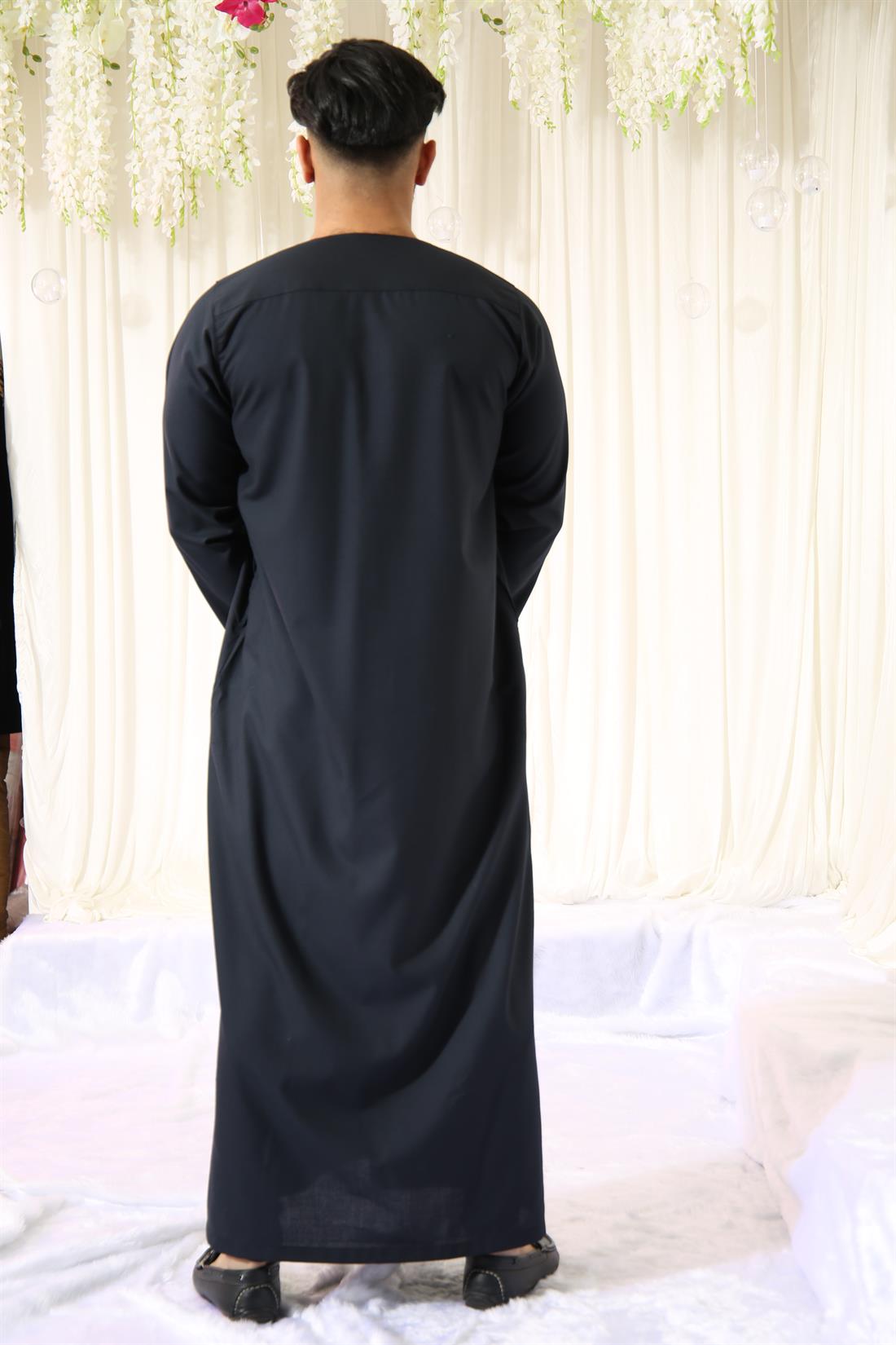 Mens Jubba in Polyester Viscose with Machine Embroidery