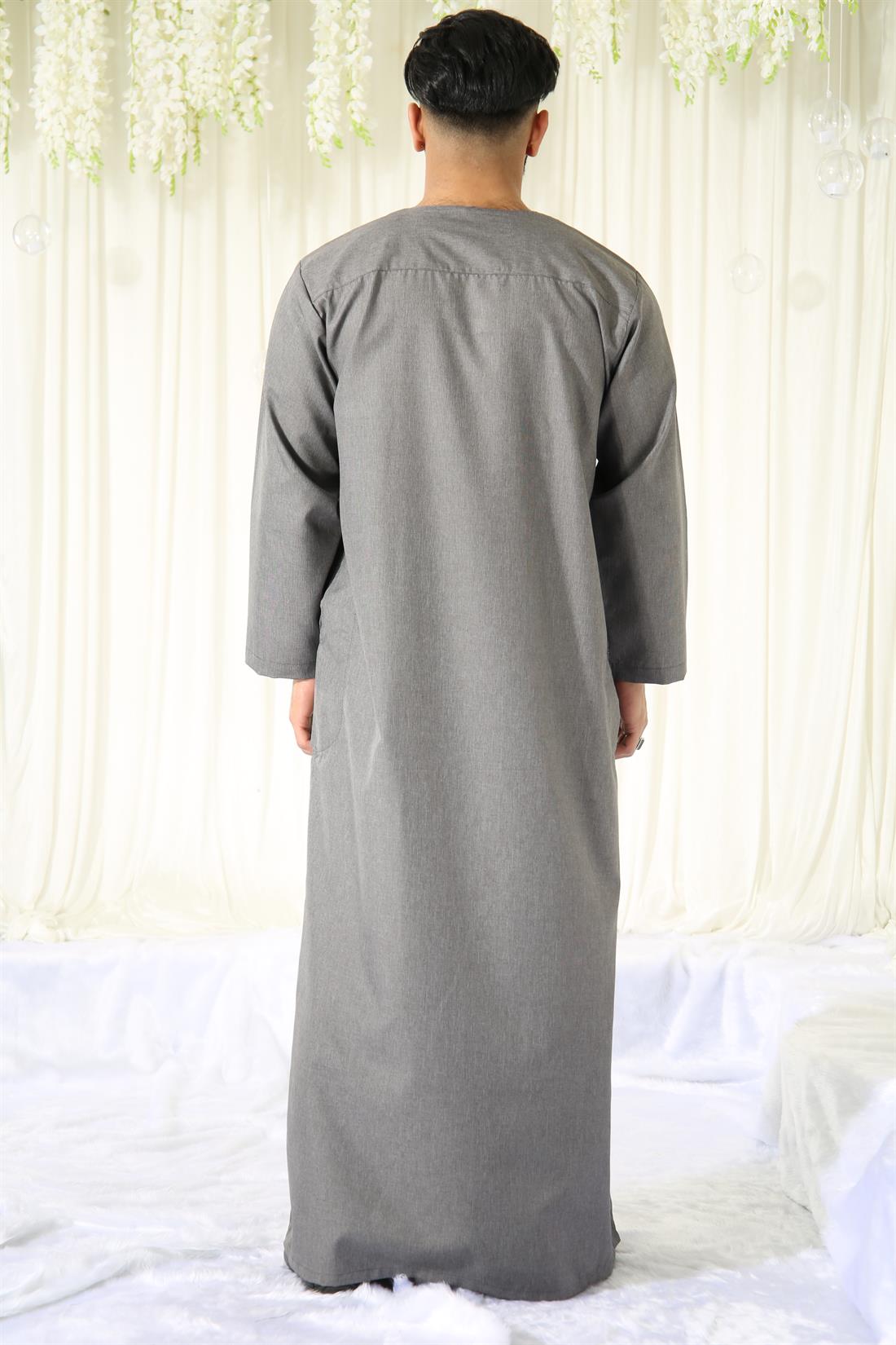 Mens Jubba in Polyester Viscose with Machine Embroidery