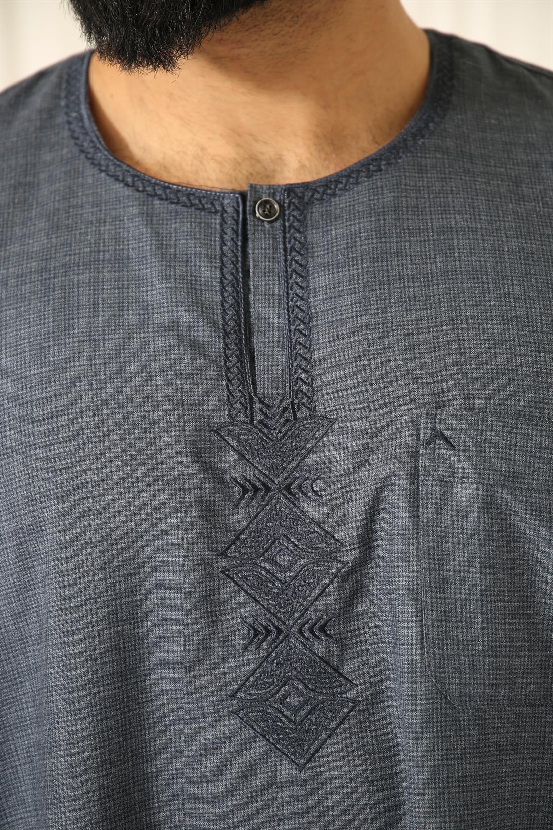 Mens Jubba in Polyester Viscose with Machine Embroidery