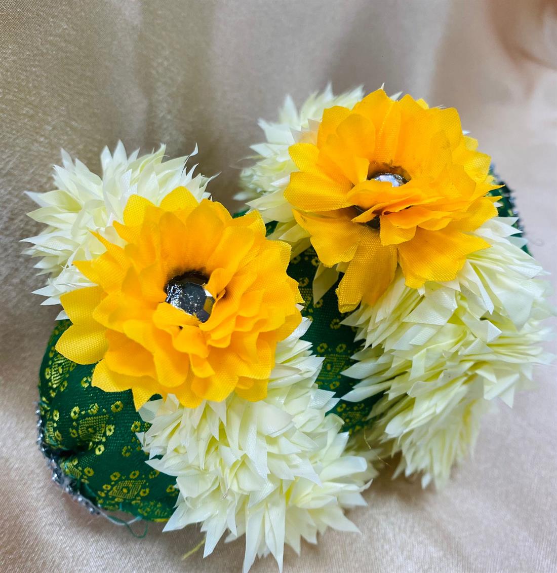 Cream & Yellow Artificial Gajra